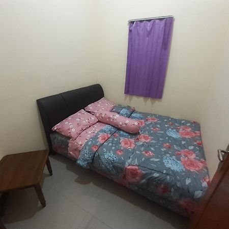 Widodaren Homestay โปรโบลิงโก ภายนอก รูปภาพ